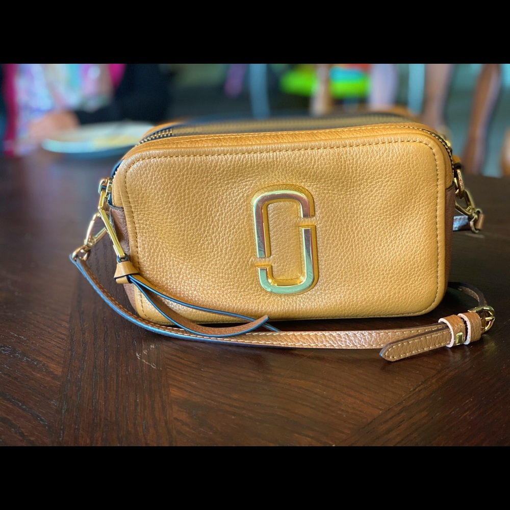 MARC JACOBS SNAPSHOT 21